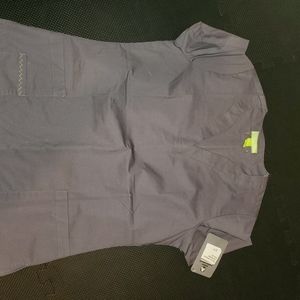 New with tag grey crocs scrub top women's size small